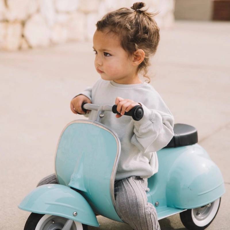 Mota Vespa de brincar vintage