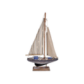 Barco à vela modelo náutico clássico