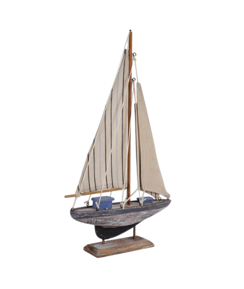 Barco à vela modelo náutico clássico